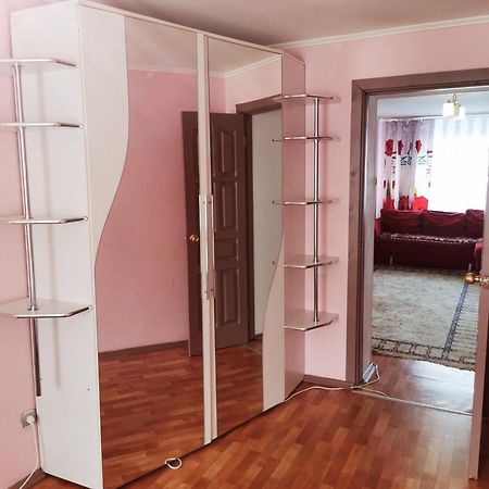 2 Комн Квартира В Центре По Пушкина 库斯塔奈 外观 照片