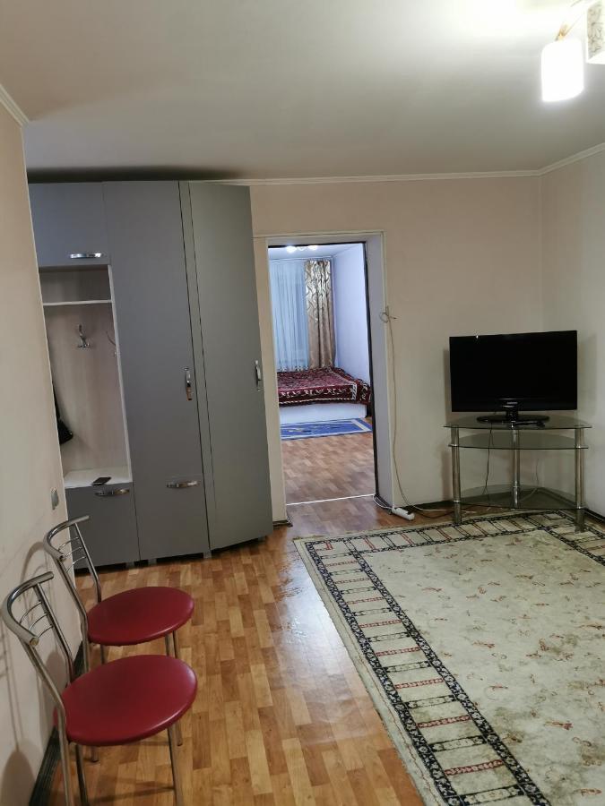 2 Комн Квартира В Центре По Пушкина 库斯塔奈 外观 照片